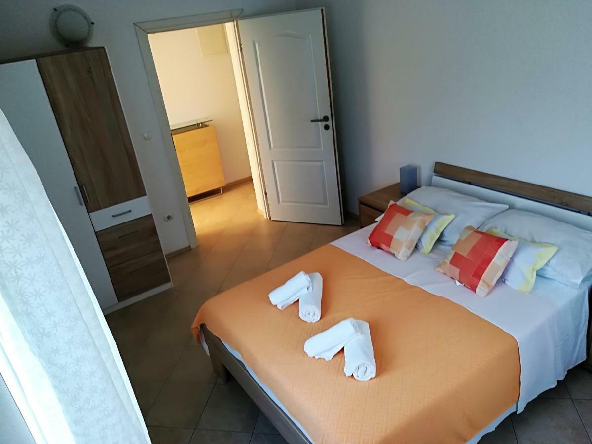 Apartman Rosanda 1 Premuda エクステリア 写真