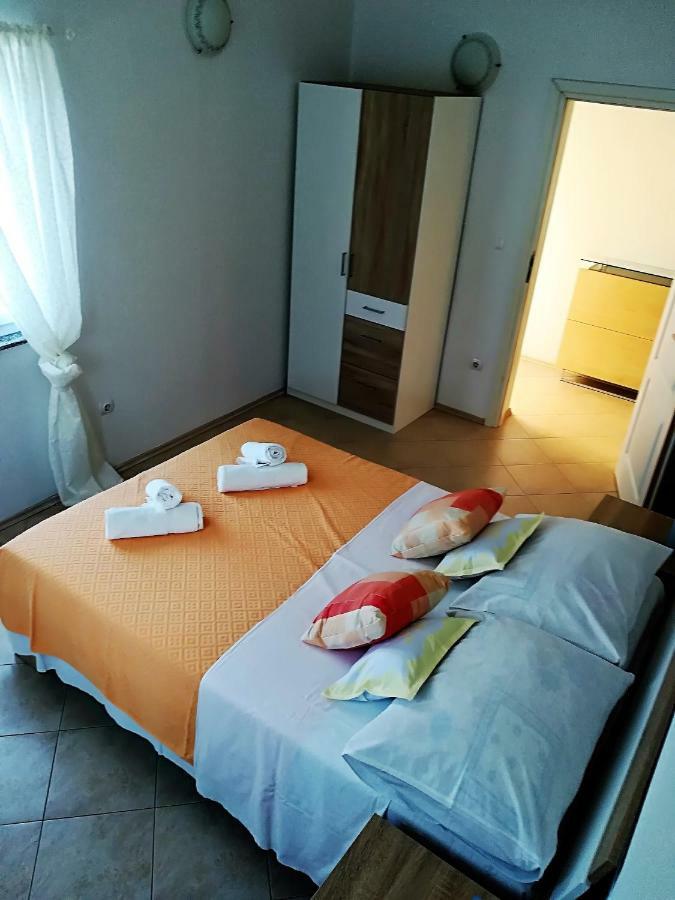 Apartman Rosanda 1 Premuda エクステリア 写真