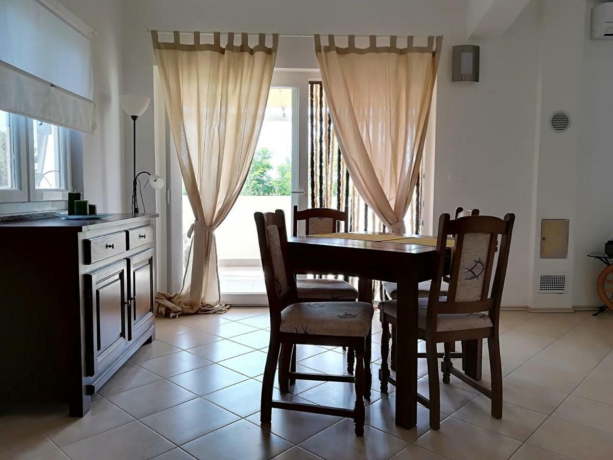 Apartman Rosanda 1 Premuda エクステリア 写真